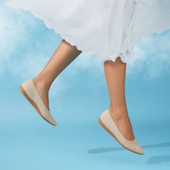 Vivaia Lightweight Pointed Toe Ballet Flats size 40 US 9 Aria Walker Cream - Picture 2 of 9